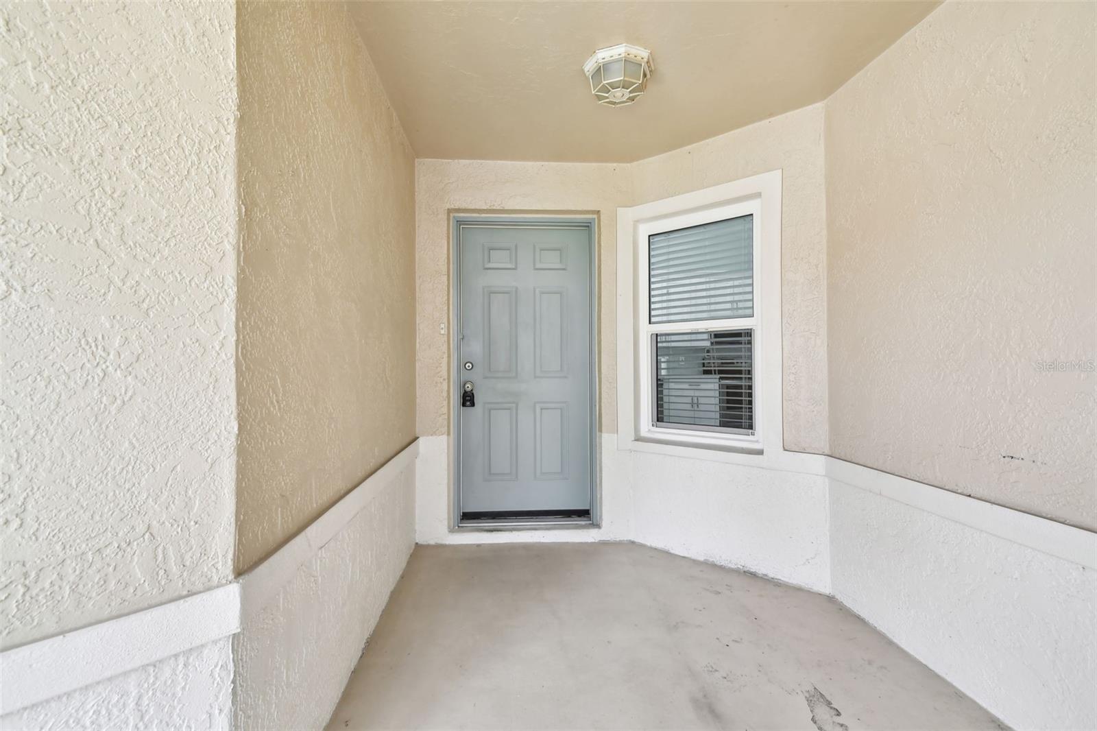 Image 3 of 39 For 1709 Edgewater Lane