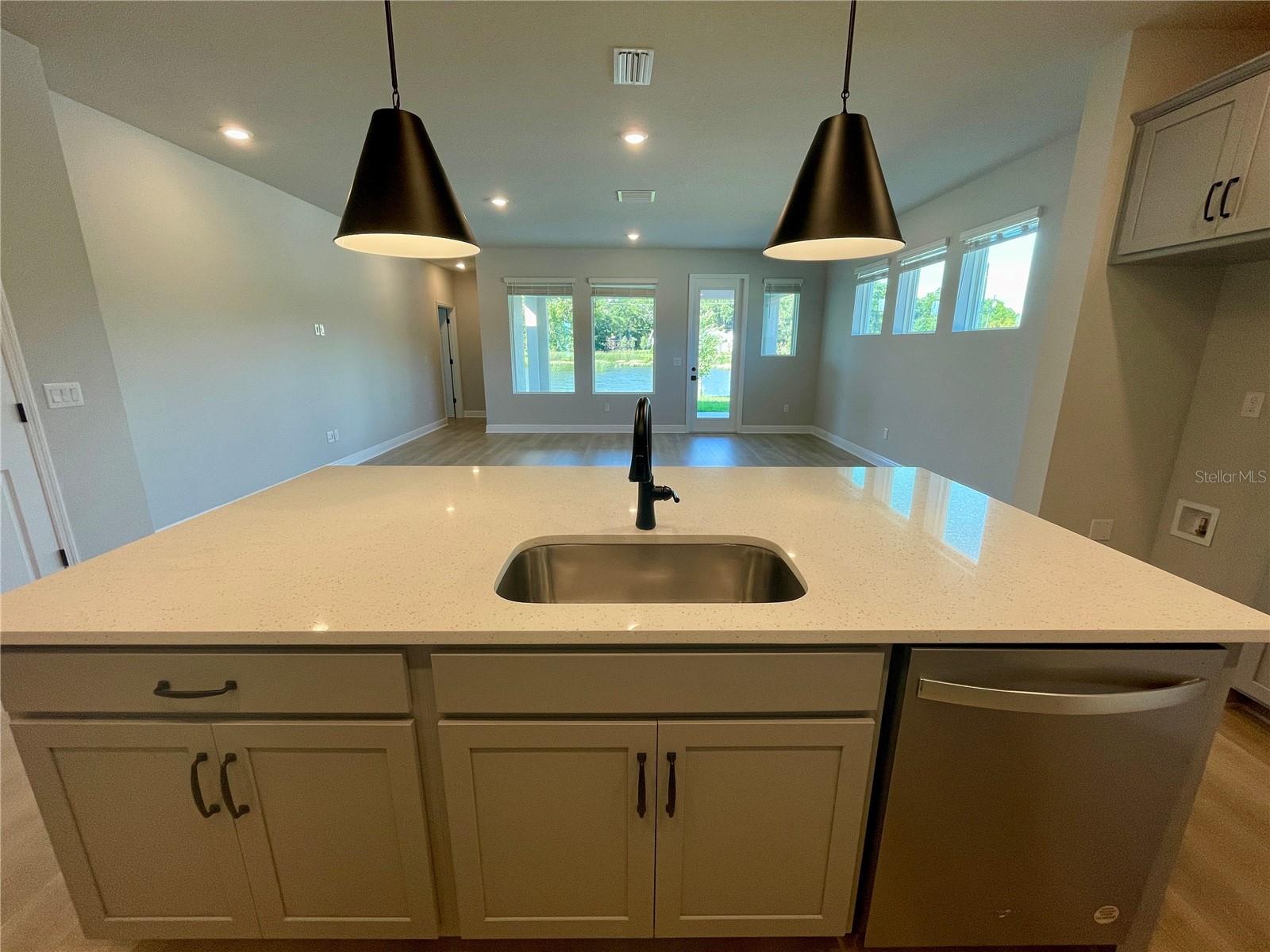 Image 13 of 47 For 11848 Catawba Cove