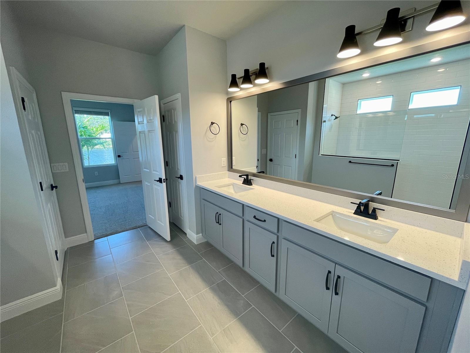 Image 23 of 47 For 11848 Catawba Cove