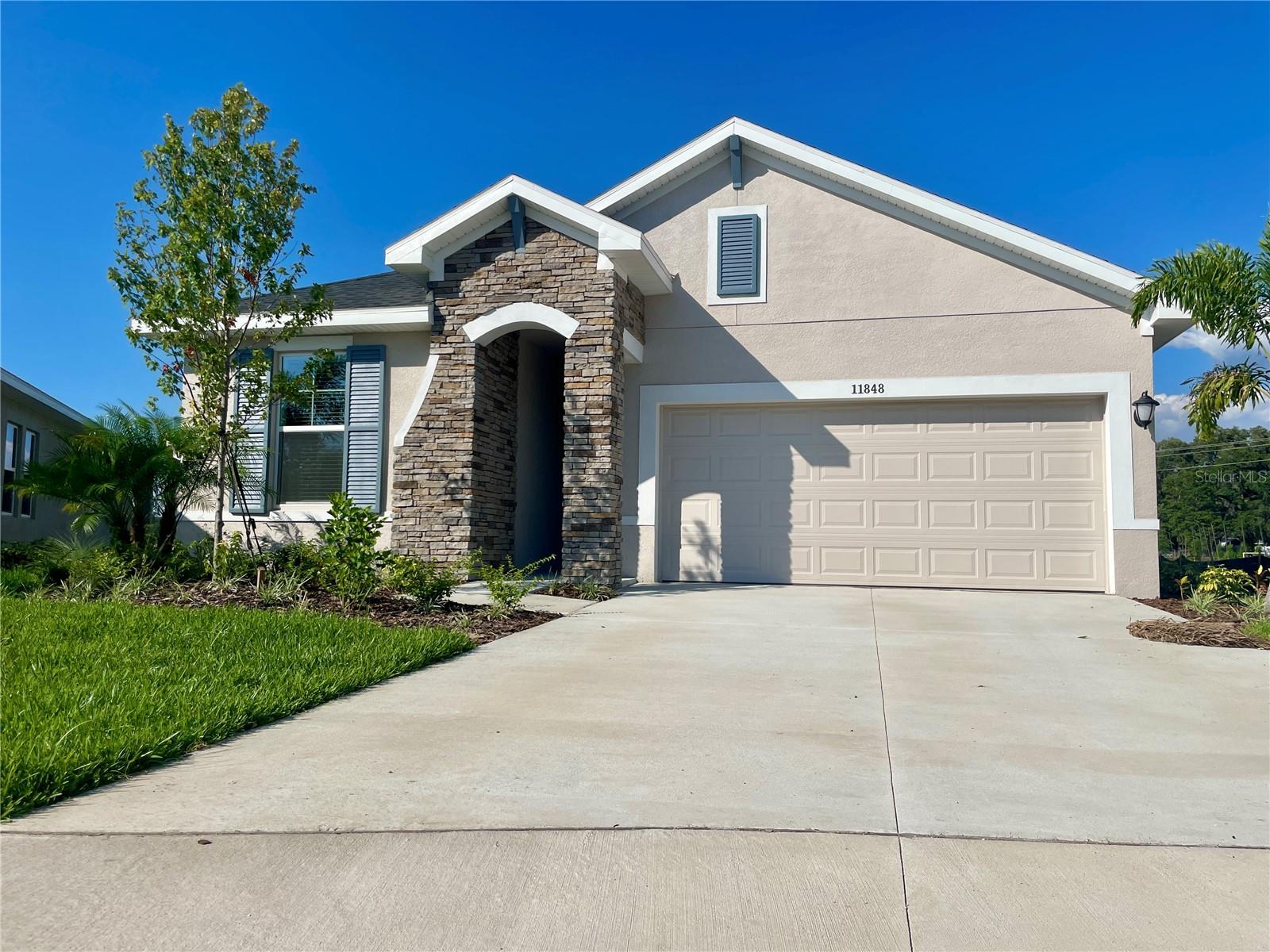 Image 39 of 47 For 11848 Catawba Cove