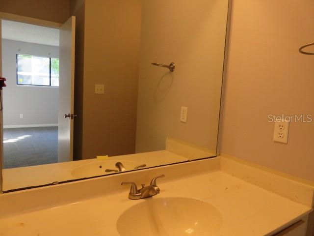 Image 12 of 18 For 6033 34th Street W 111