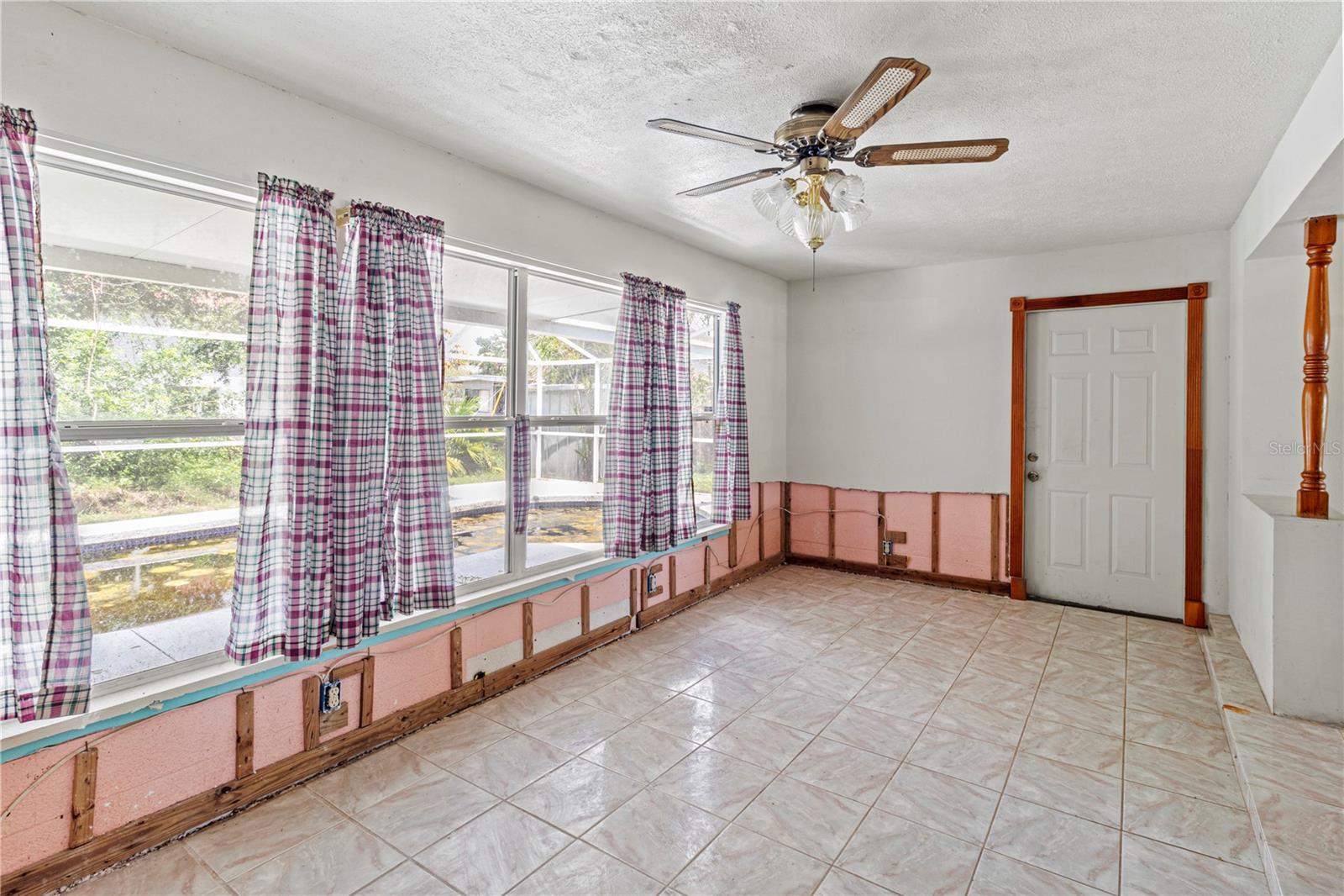 Image 27 of 54 For 344 51st Street Court W