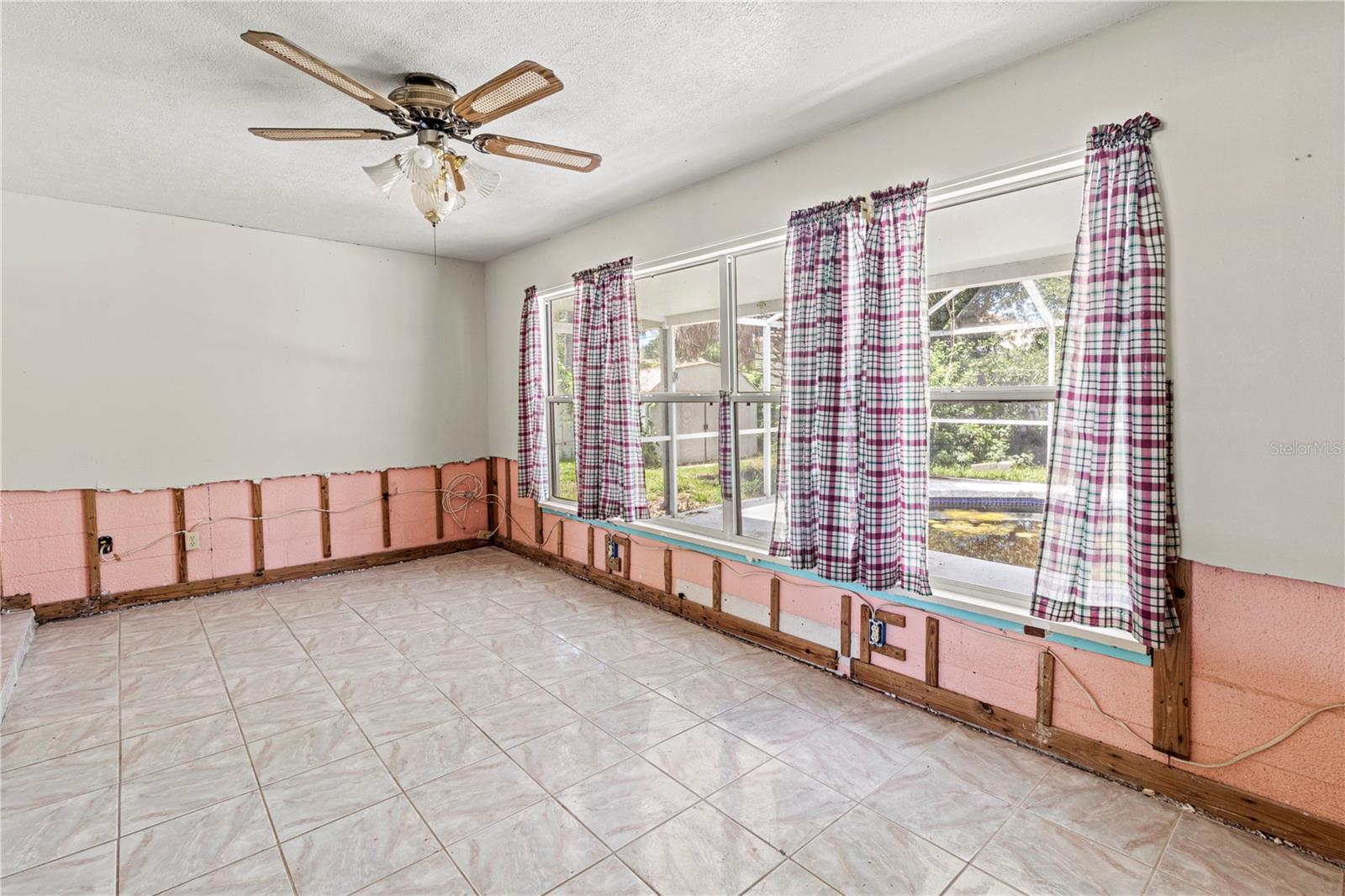 Image 28 of 54 For 344 51st Street Court W