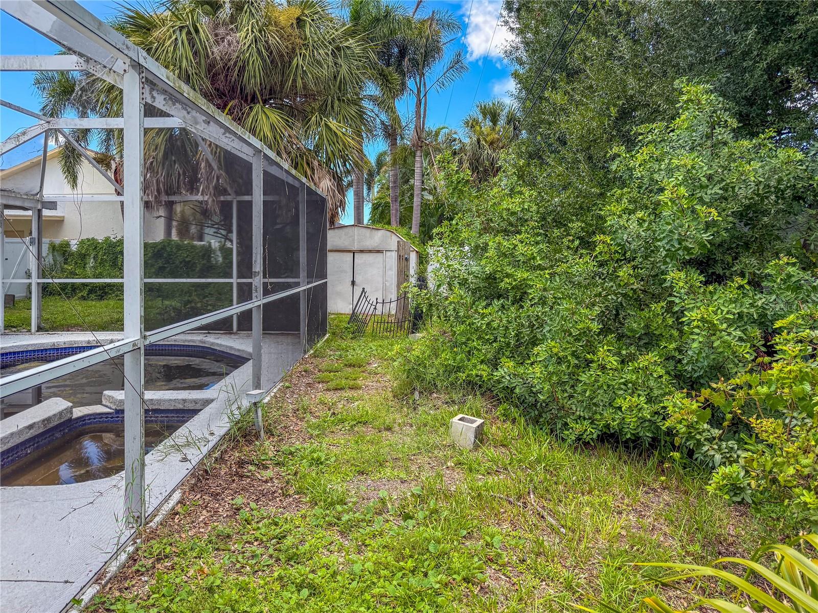 Image 33 of 54 For 344 51st Street Court W