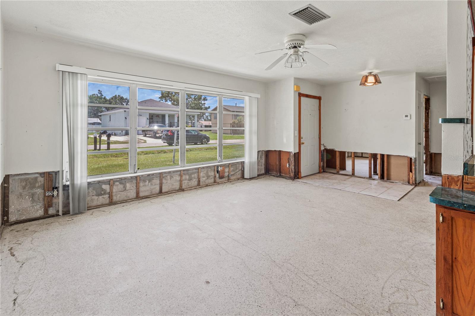 Image 42 of 54 For 344 51st Street Court W