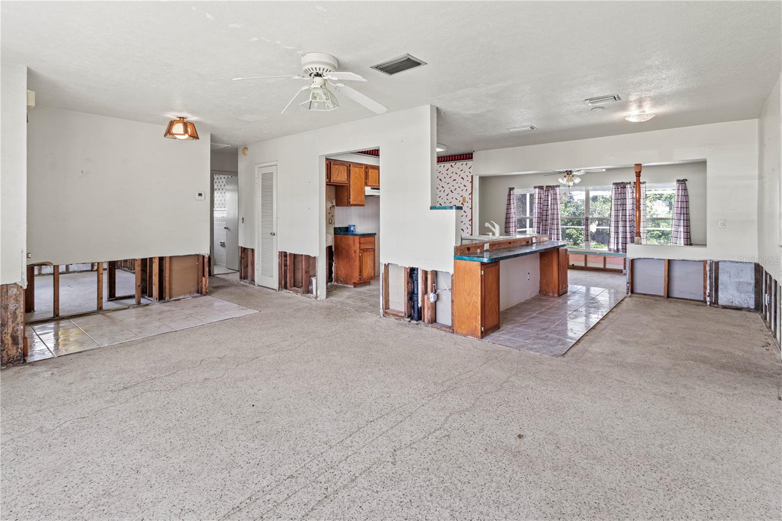 Image 47 of 54 For 344 51st Street Court W
