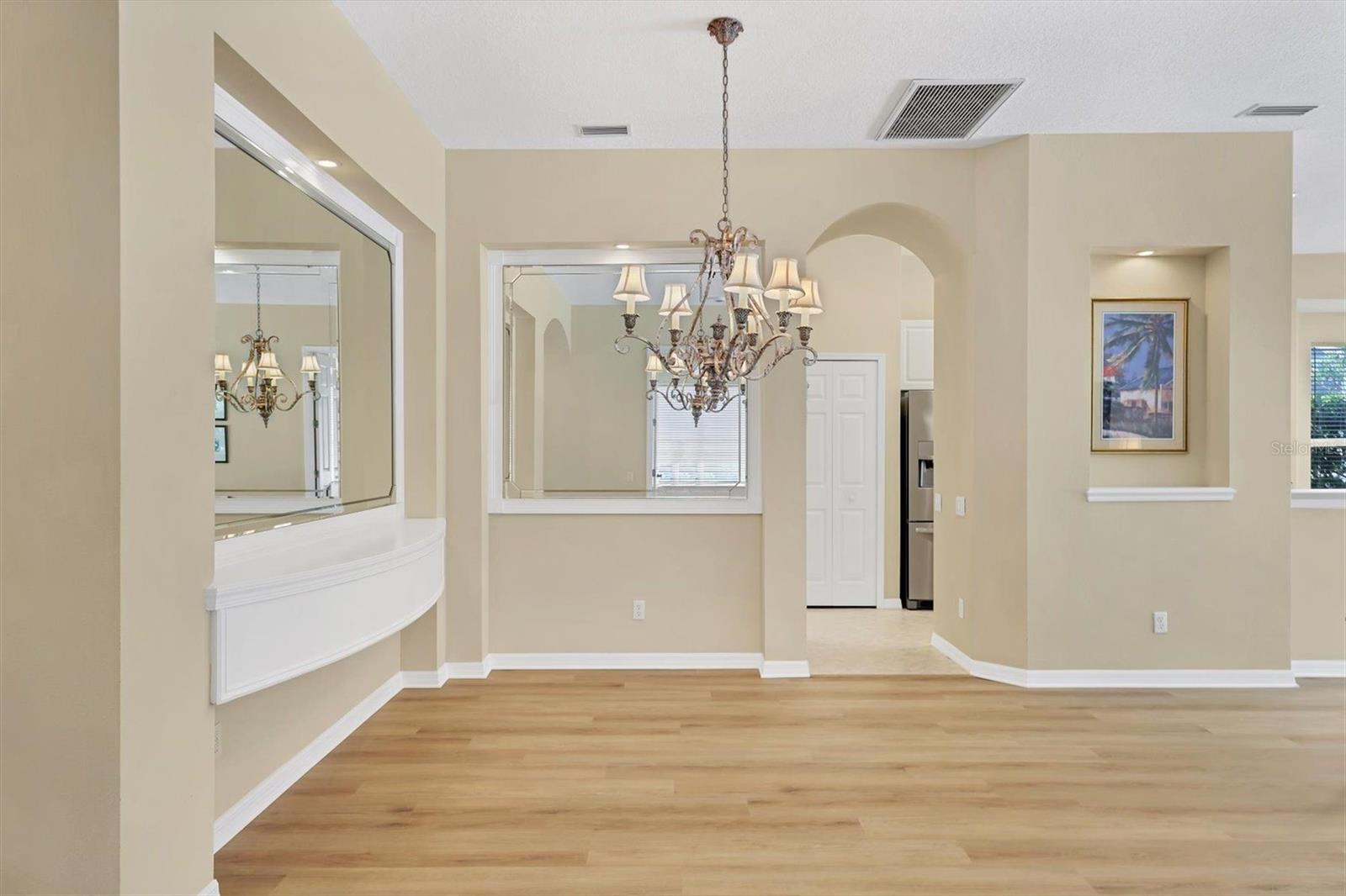 Image 10 of 55 For 6935 Lennox Place