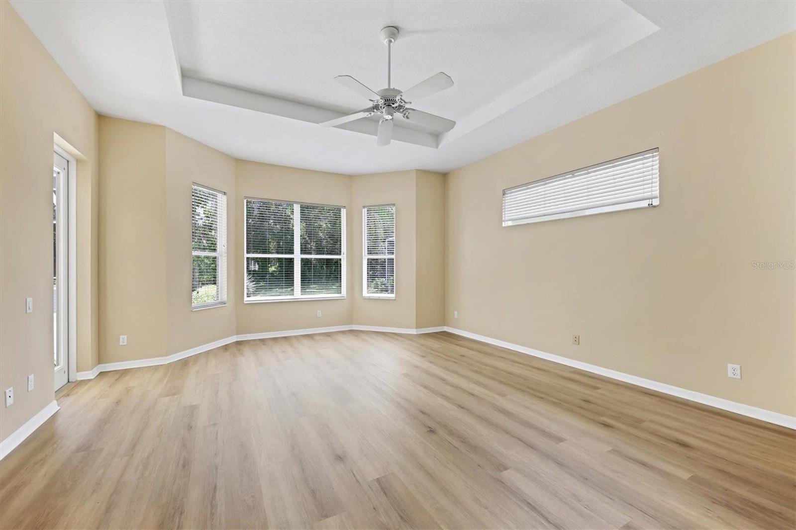 Image 11 of 55 For 6935 Lennox Place