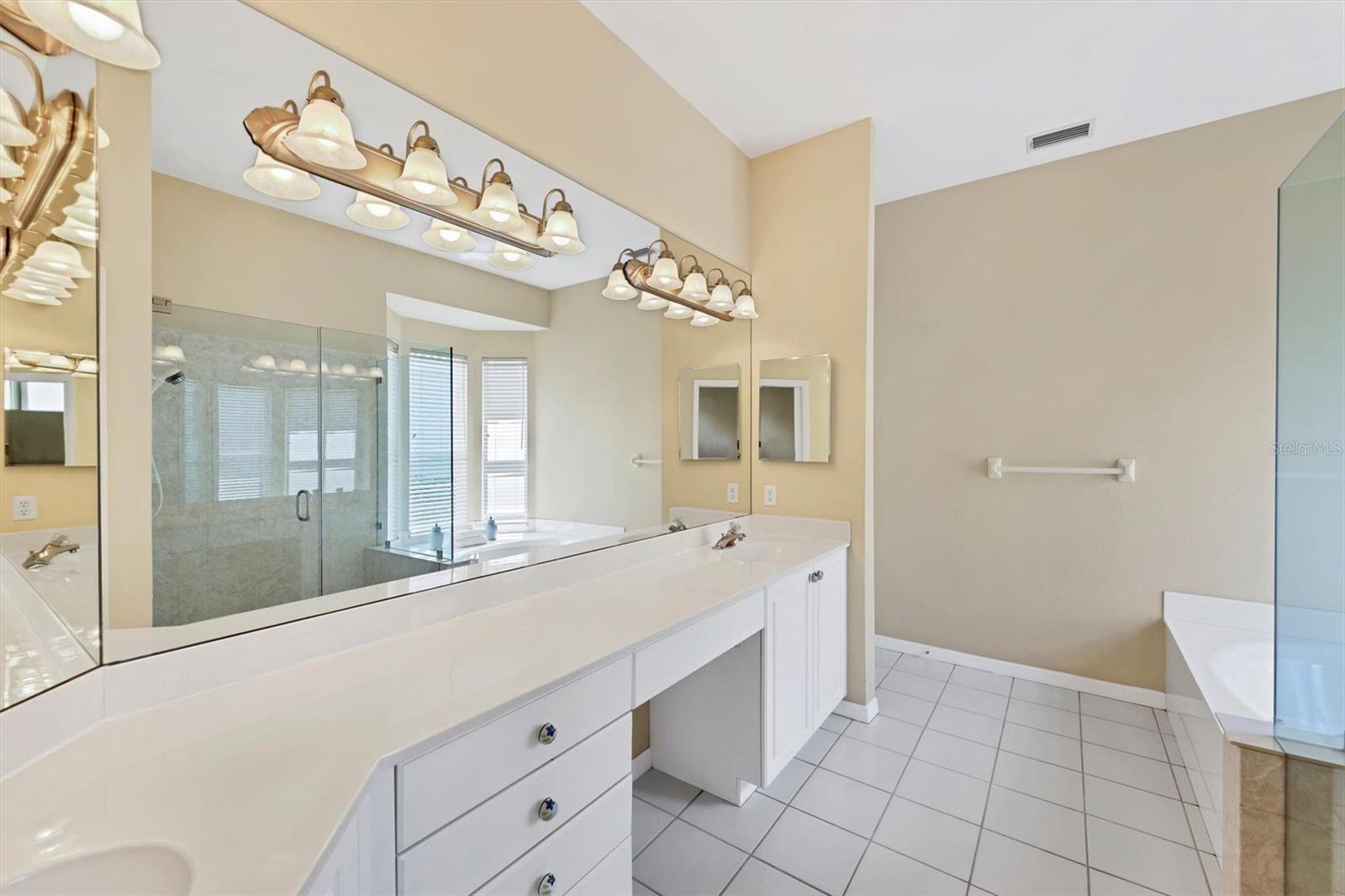 Image 15 of 55 For 6935 Lennox Place