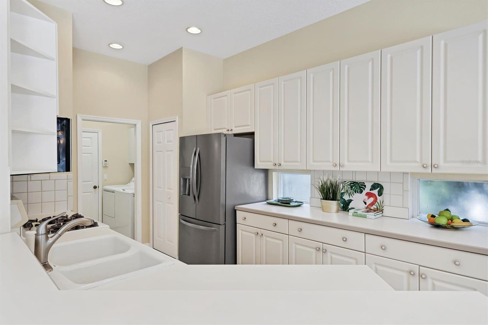 Image 6 of 55 For 6935 Lennox Place