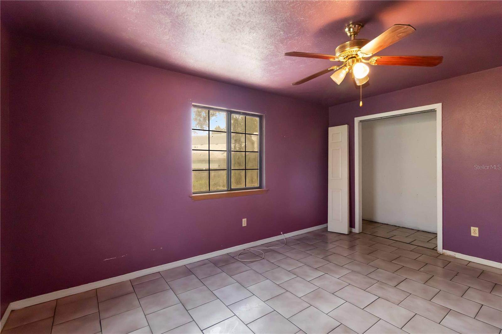Image 18 of 31 For 4013 75th Terrace E