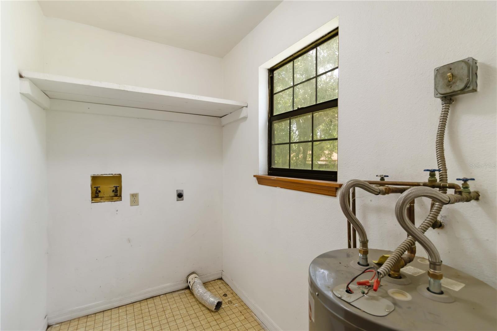 Image 23 of 31 For 4013 75th Terrace E
