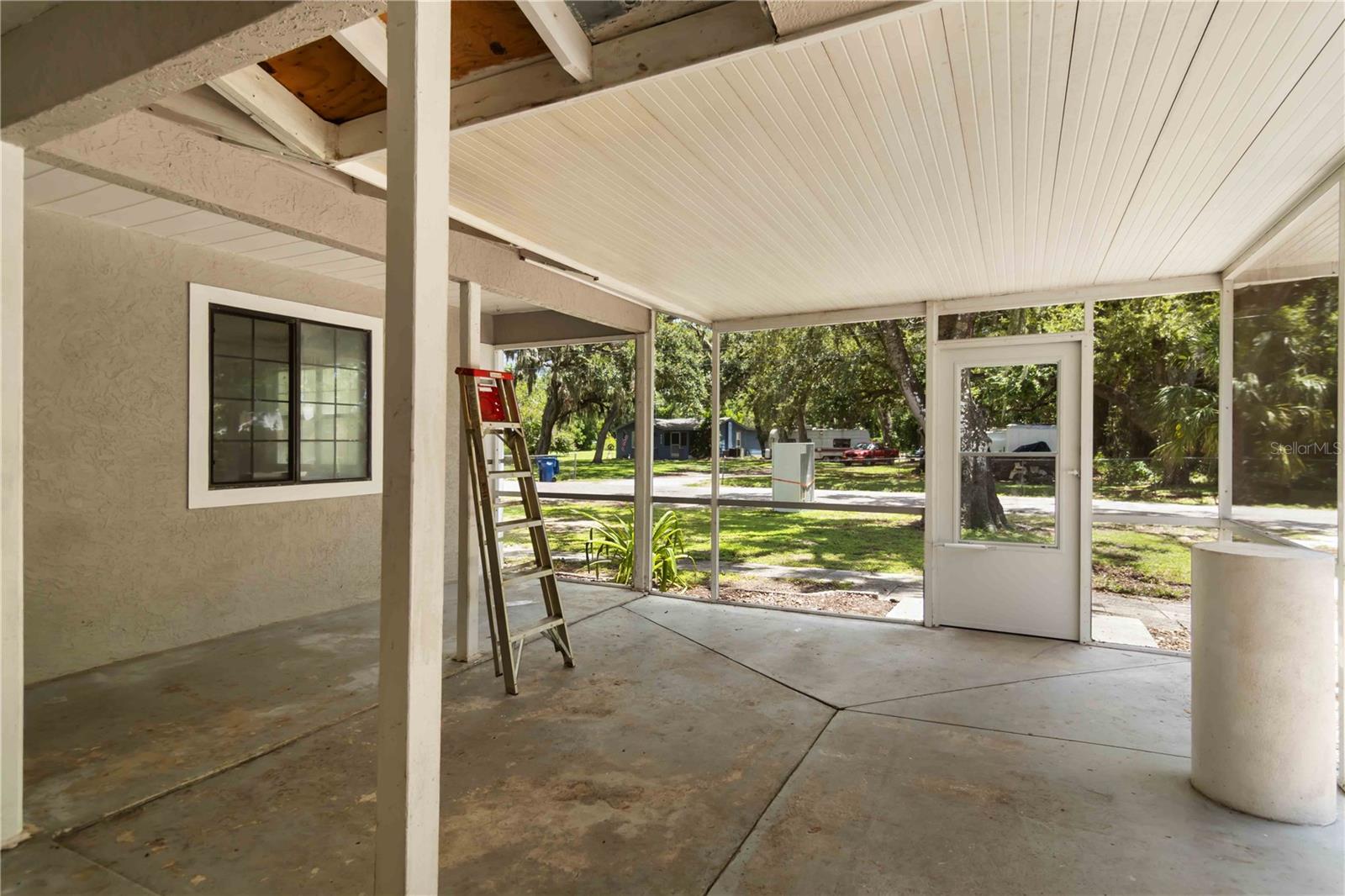 Image 26 of 31 For 4013 75th Terrace E
