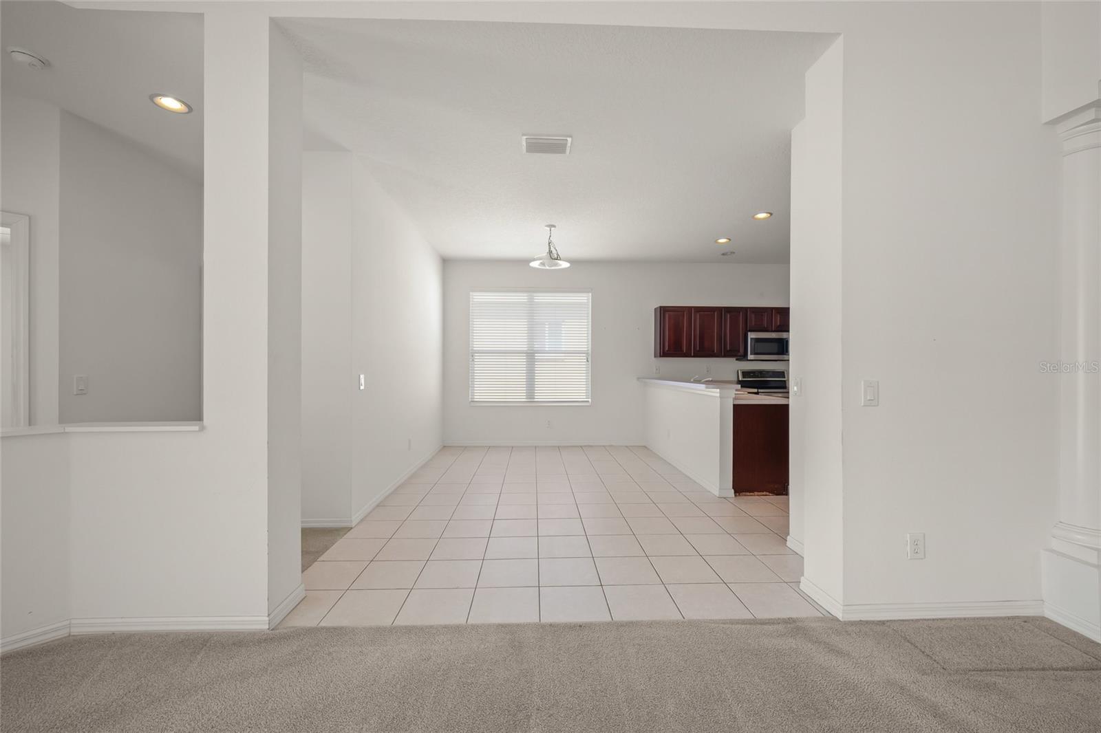 Image 12 of 52 For 205 Londonderry Drive