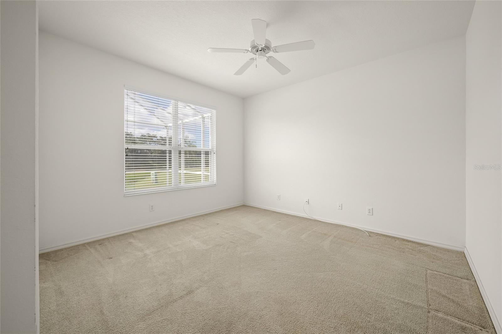 Image 33 of 52 For 205 Londonderry Drive