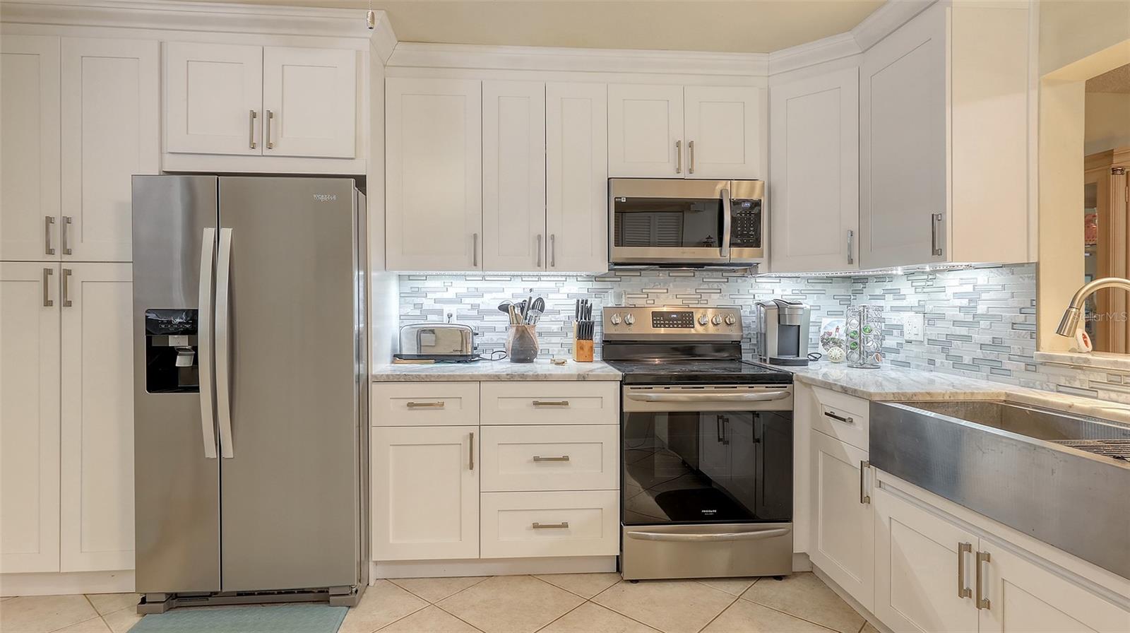 Image 6 of 42 For 427 Palm Tree Drive 427