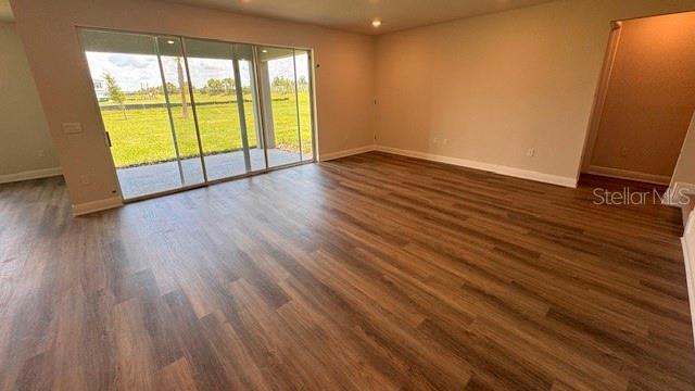 Image 3 of 23 For 4310 Honeybee Court
