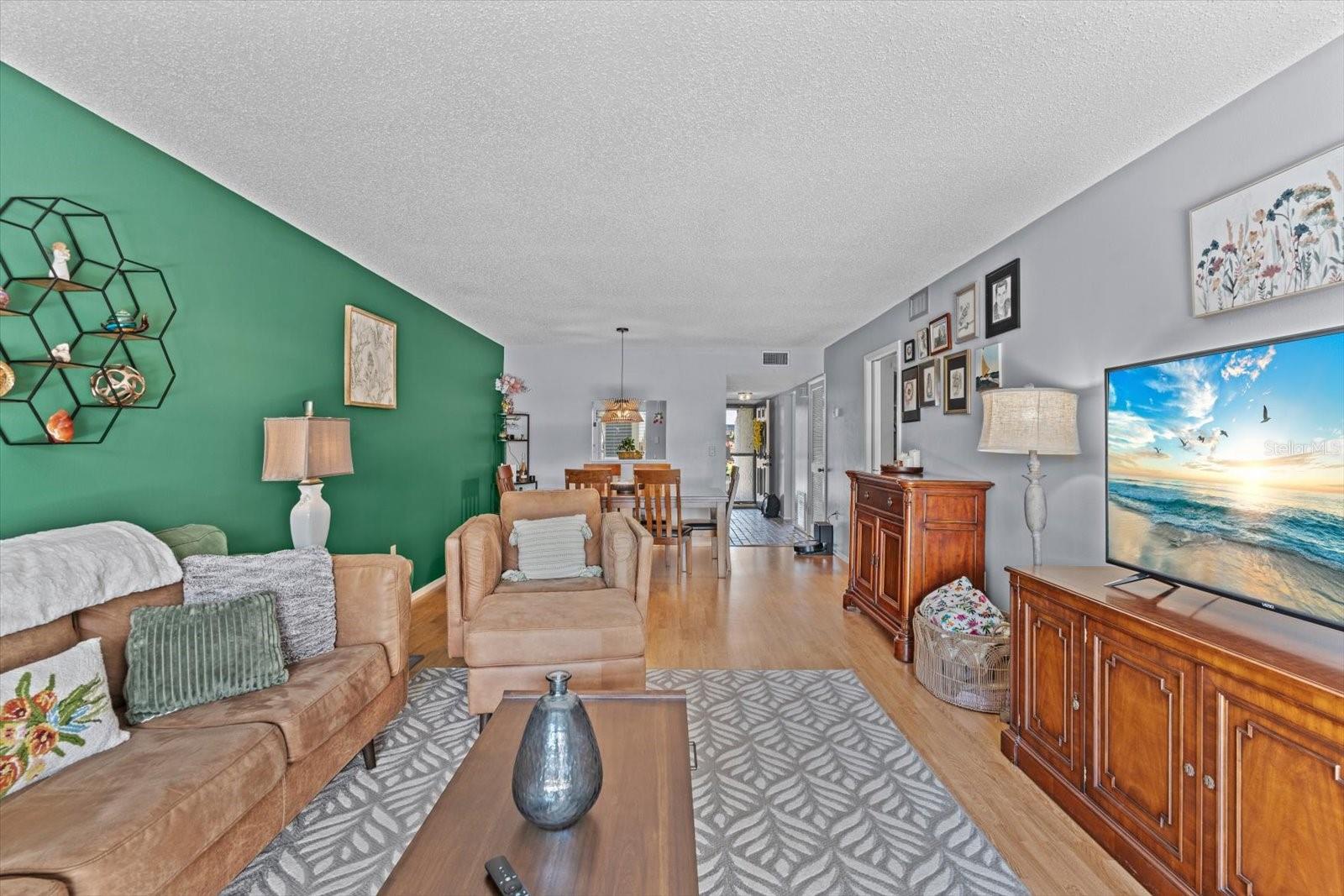 Image 19 of 41 For 7364 Cloister Drive 7364