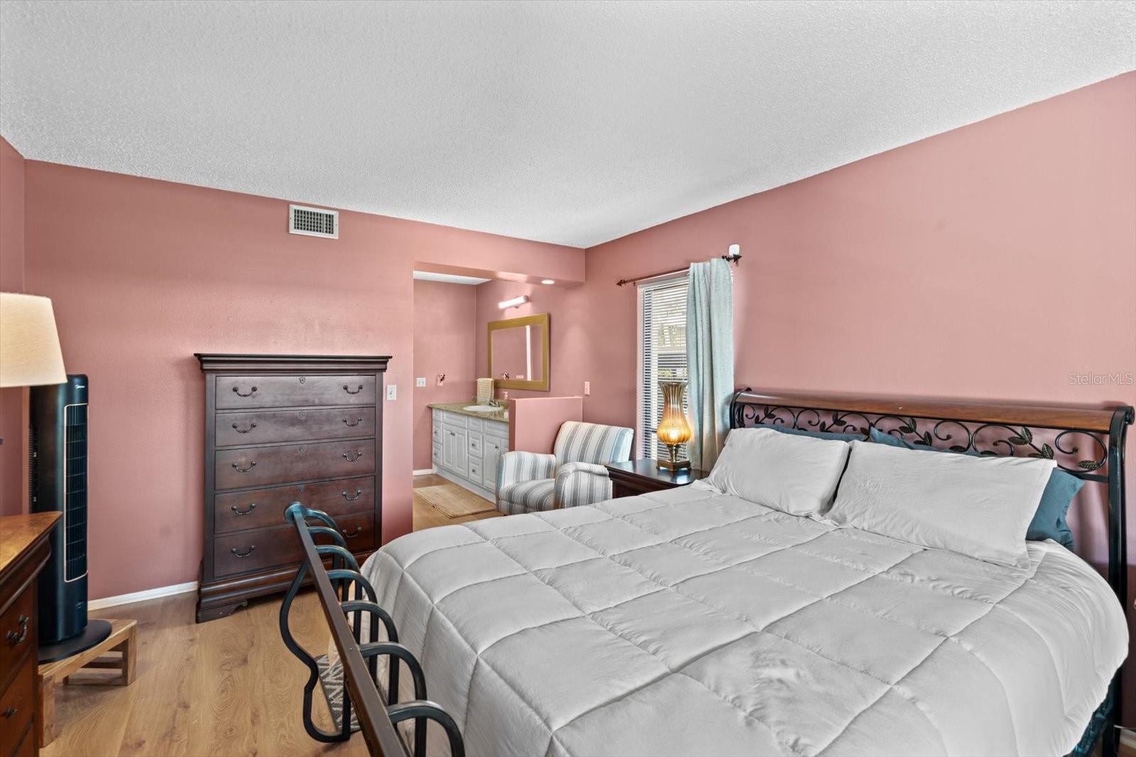 Image 24 of 41 For 7364 Cloister Drive 7364