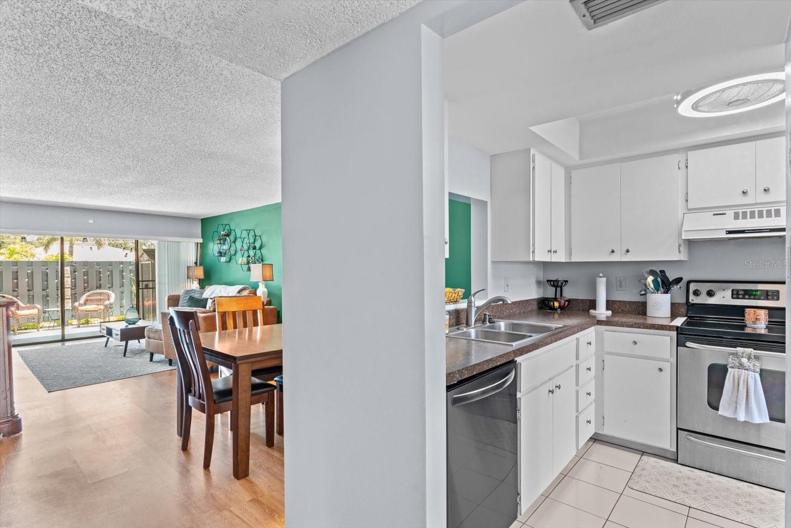Image 6 of 41 For 7364 Cloister Drive 7364