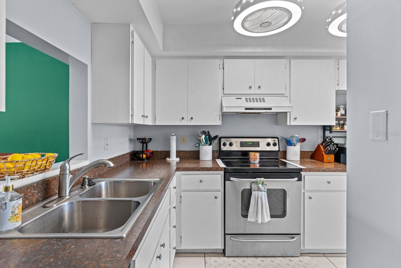 Image 7 of 41 For 7364 Cloister Drive 7364