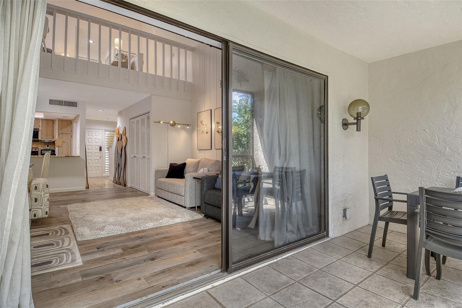 Image 10 of 69 For 2055 Gulf Of Mexico Drive G2-214