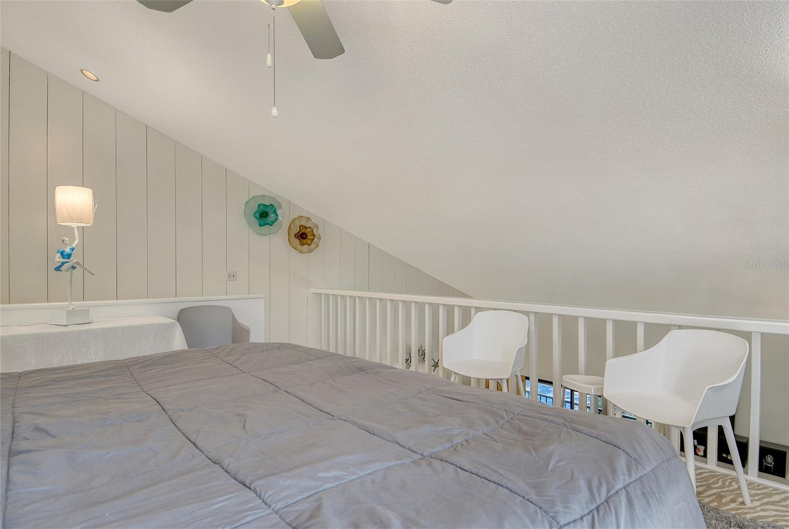 Image 21 of 69 For 2055 Gulf Of Mexico Drive G2-214