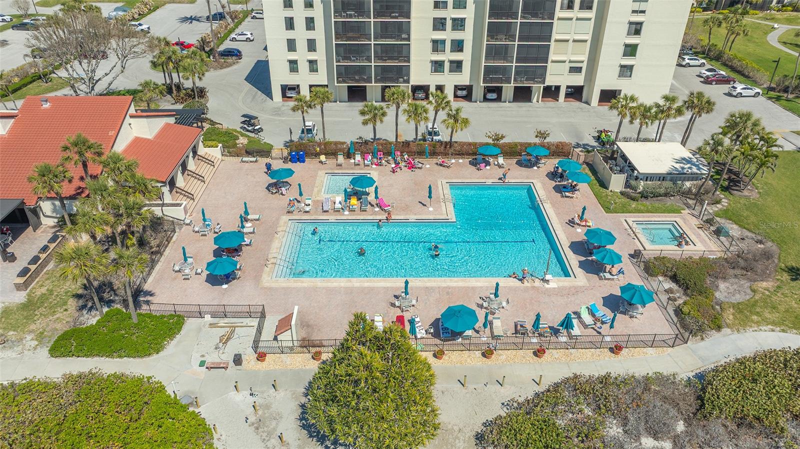 Image 33 of 69 For 2055 Gulf Of Mexico Drive G2-214
