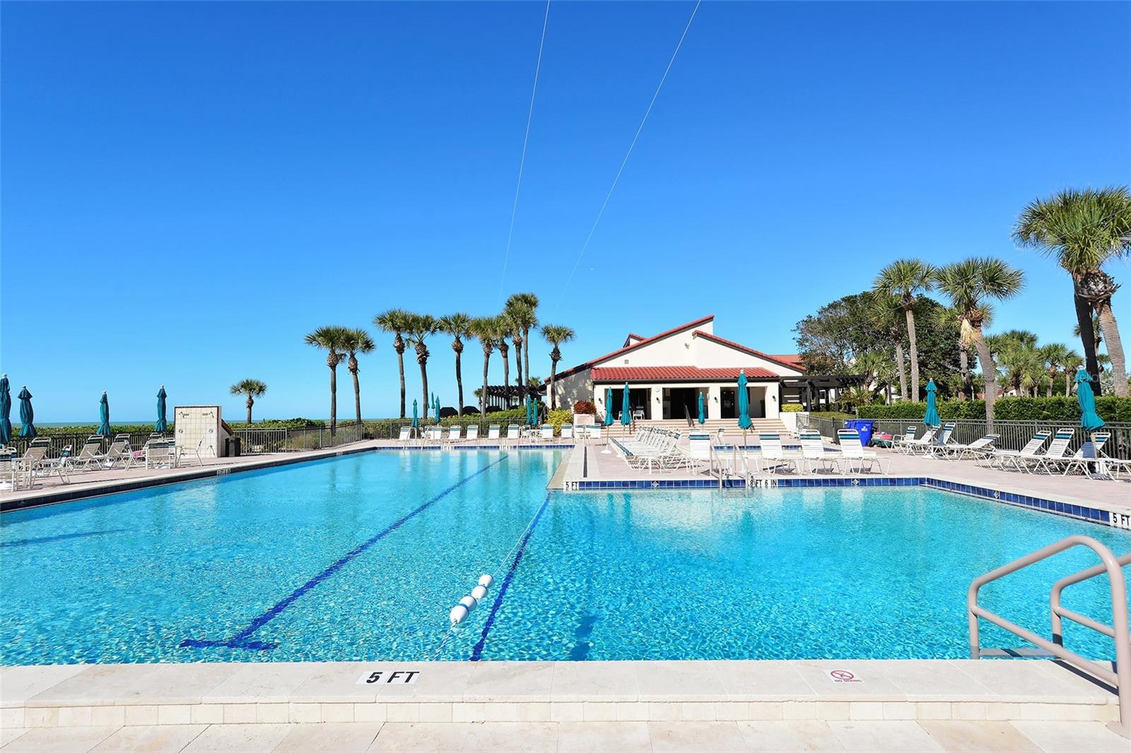 Image 42 of 69 For 2055 Gulf Of Mexico Drive G2-214