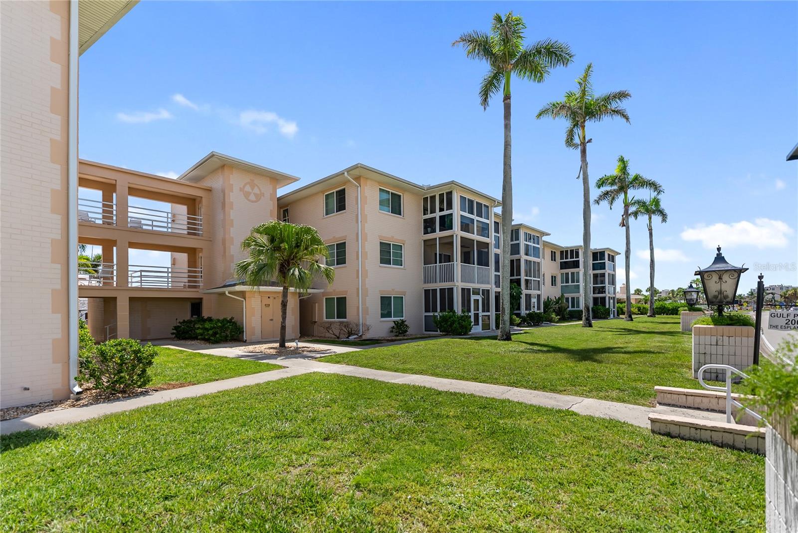 Details for 200 The Esplanade N B10, VENICE, FL 34285