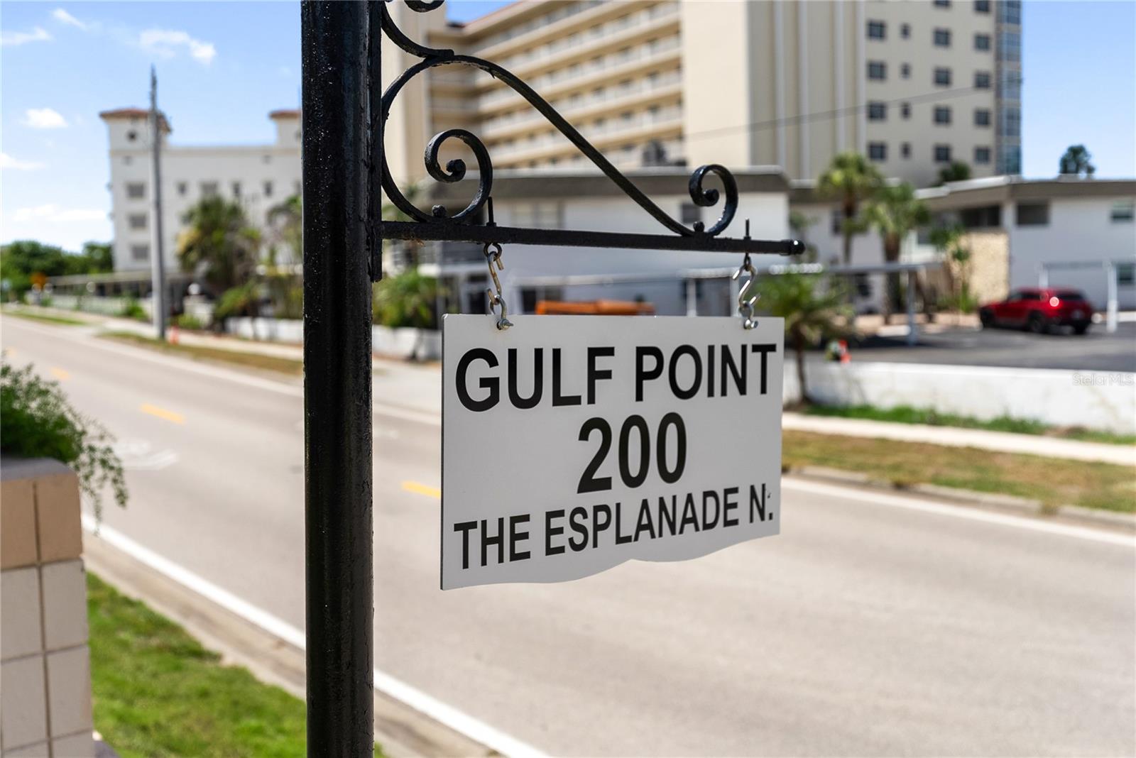 Image 30 of 66 For 200 The Esplanade N B10