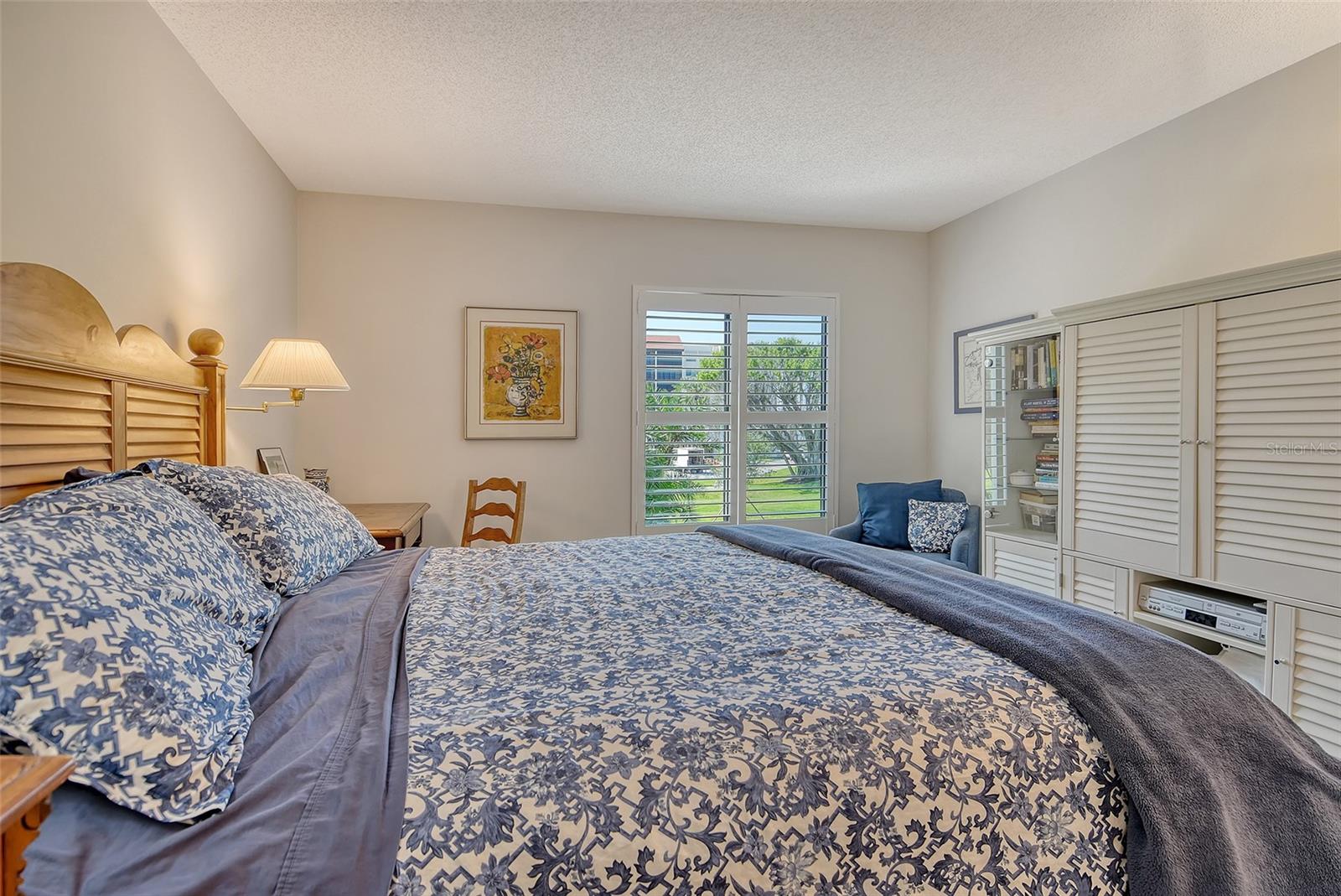 Image 24 of 80 For 2075 Gulf Of Mexico Drive T1-108