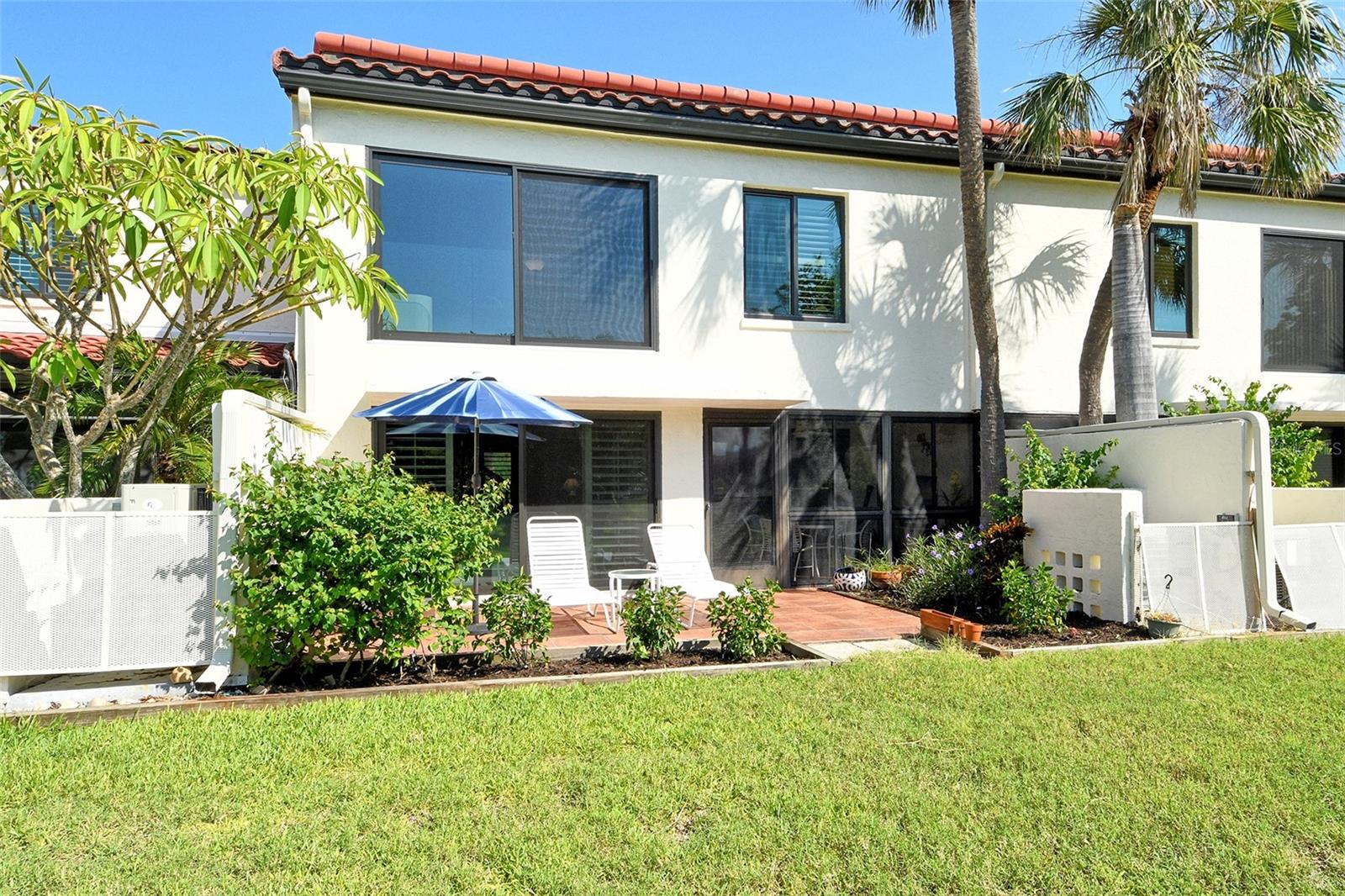 Image 37 of 80 For 2075 Gulf Of Mexico Drive T1-108