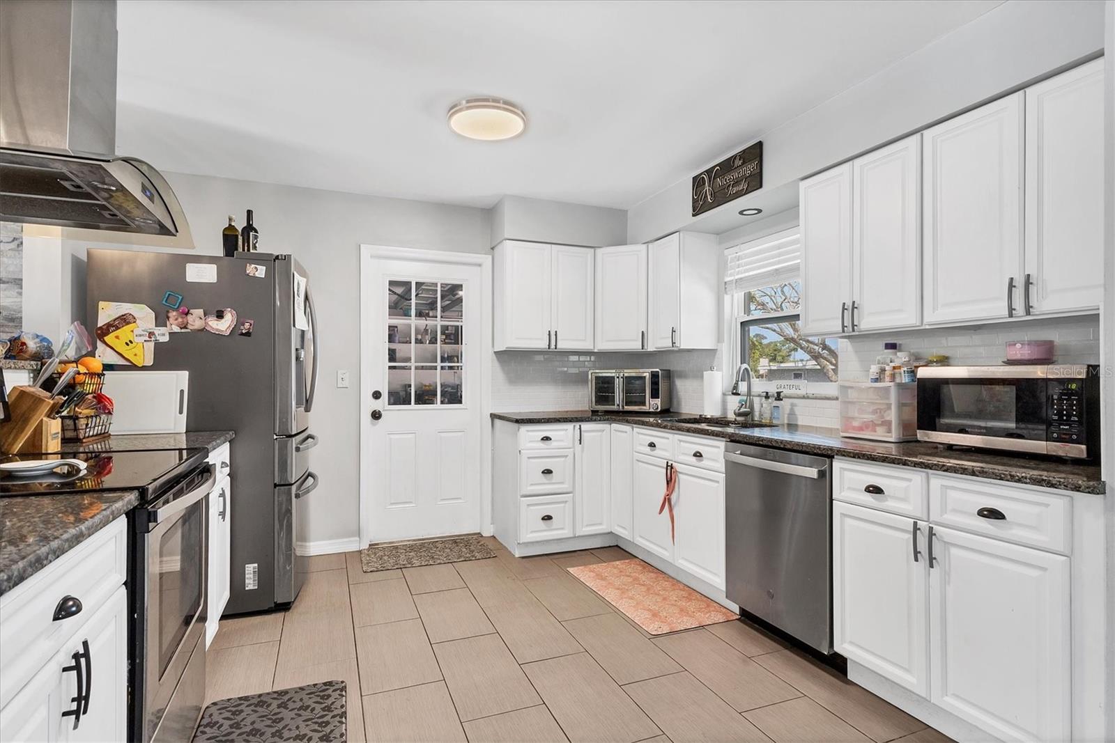 Image 11 of 42 For 808 67th Avenue Terrace W