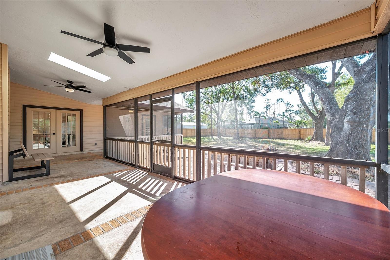Image 18 of 98 For 9502 59th Avenue E