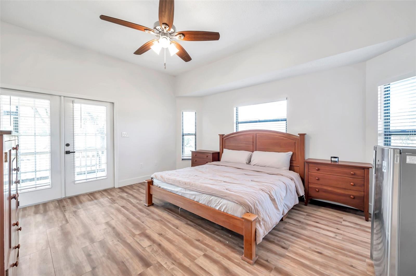 Image 36 of 98 For 9502 59th Avenue E