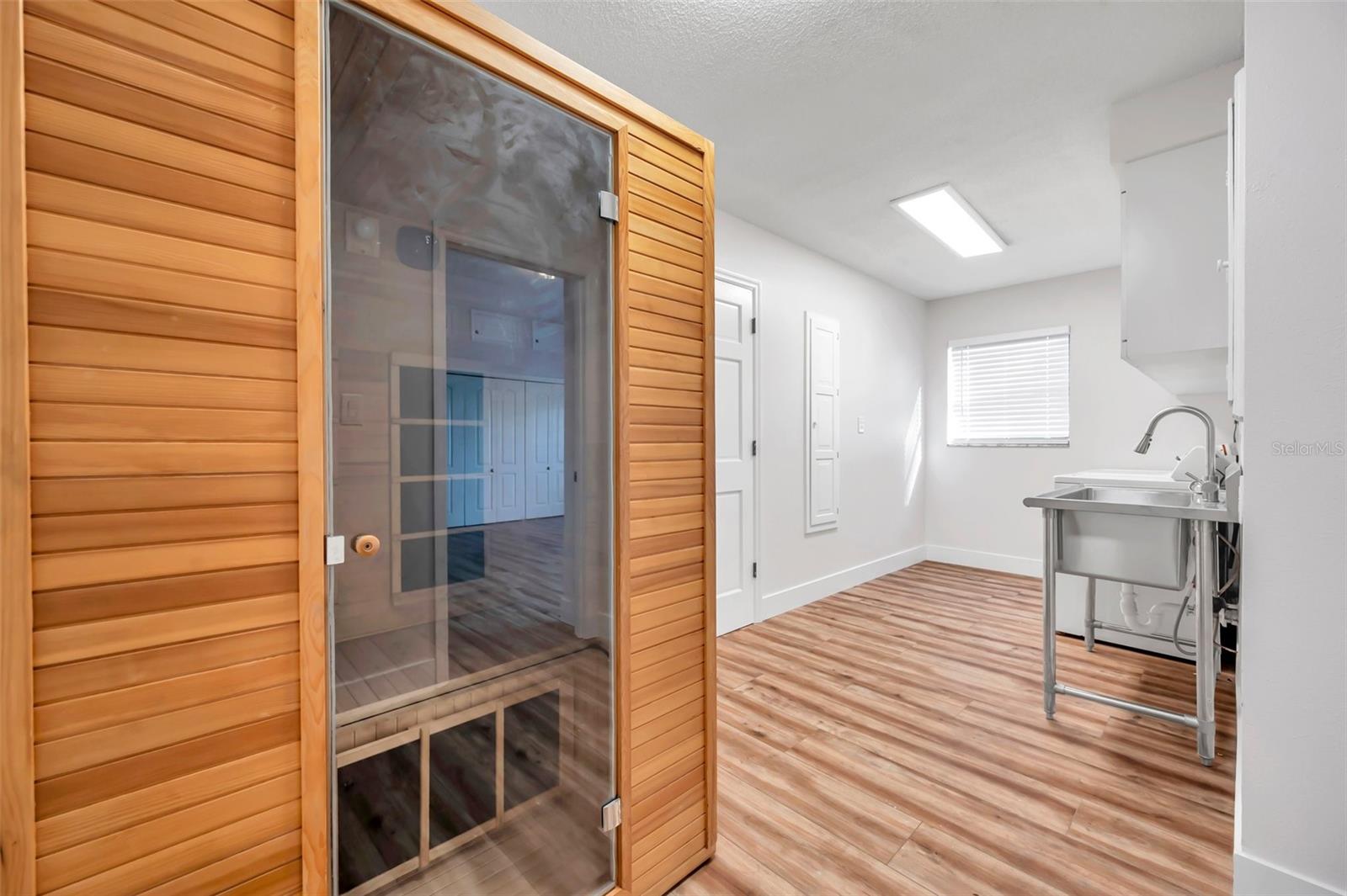 Image 49 of 98 For 9502 59th Avenue E