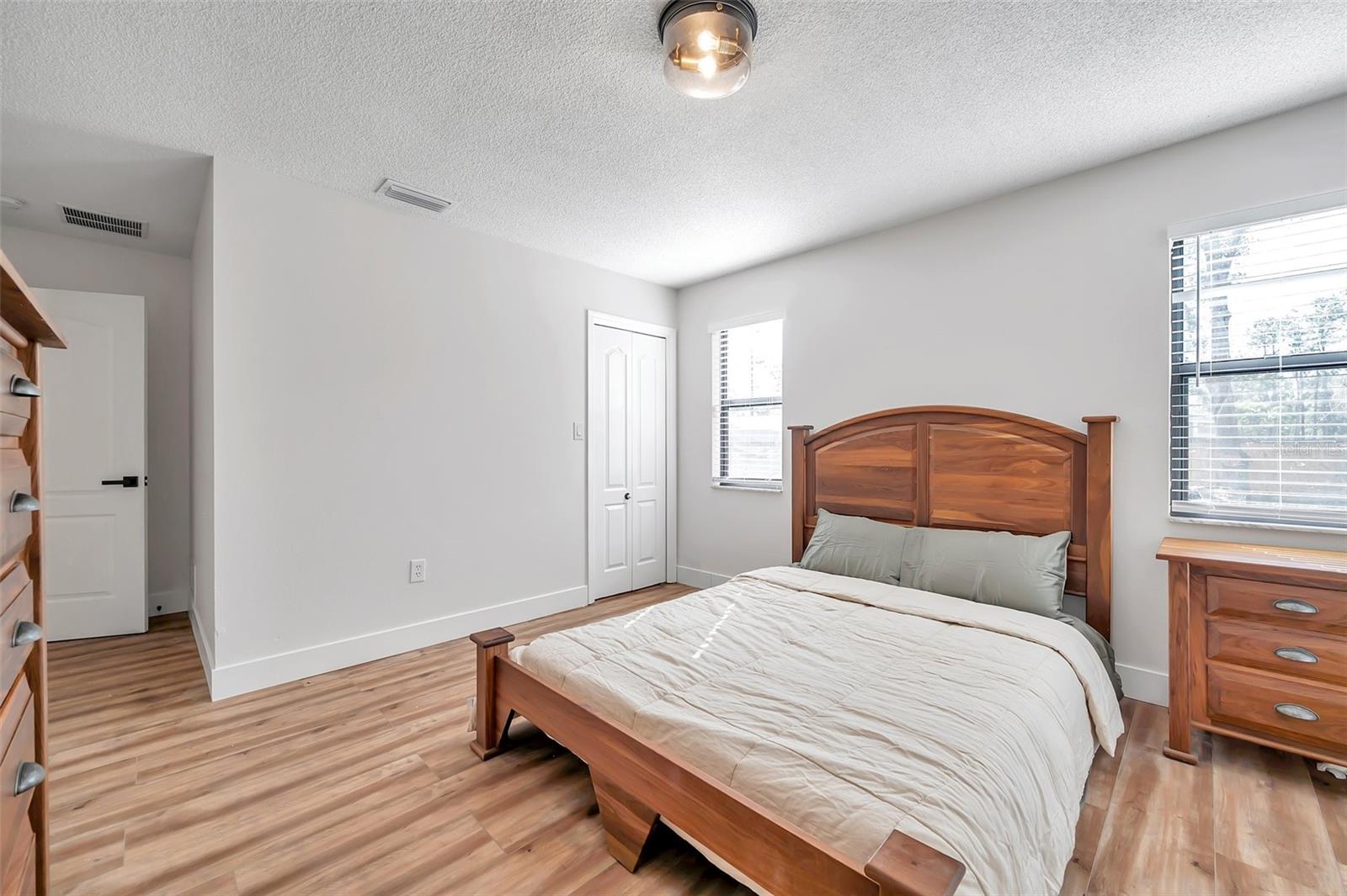 Image 65 of 98 For 9502 59th Avenue E