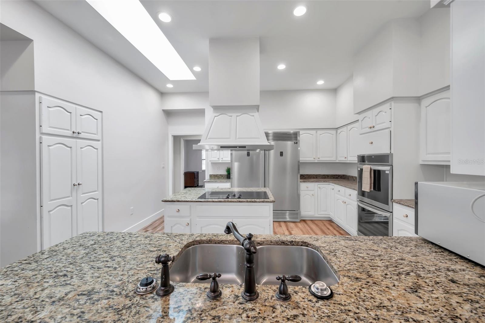 Image 73 of 98 For 9502 59th Avenue E