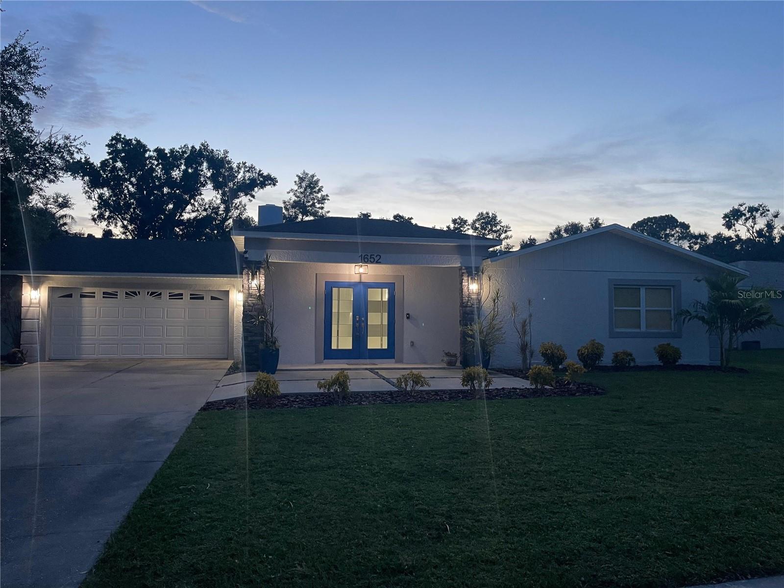 Image 2 of 31 For 1652 Georgetowne Boulevard