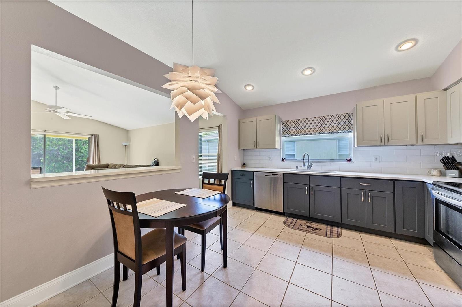 Image 11 of 40 For 4510 Sanibel Way