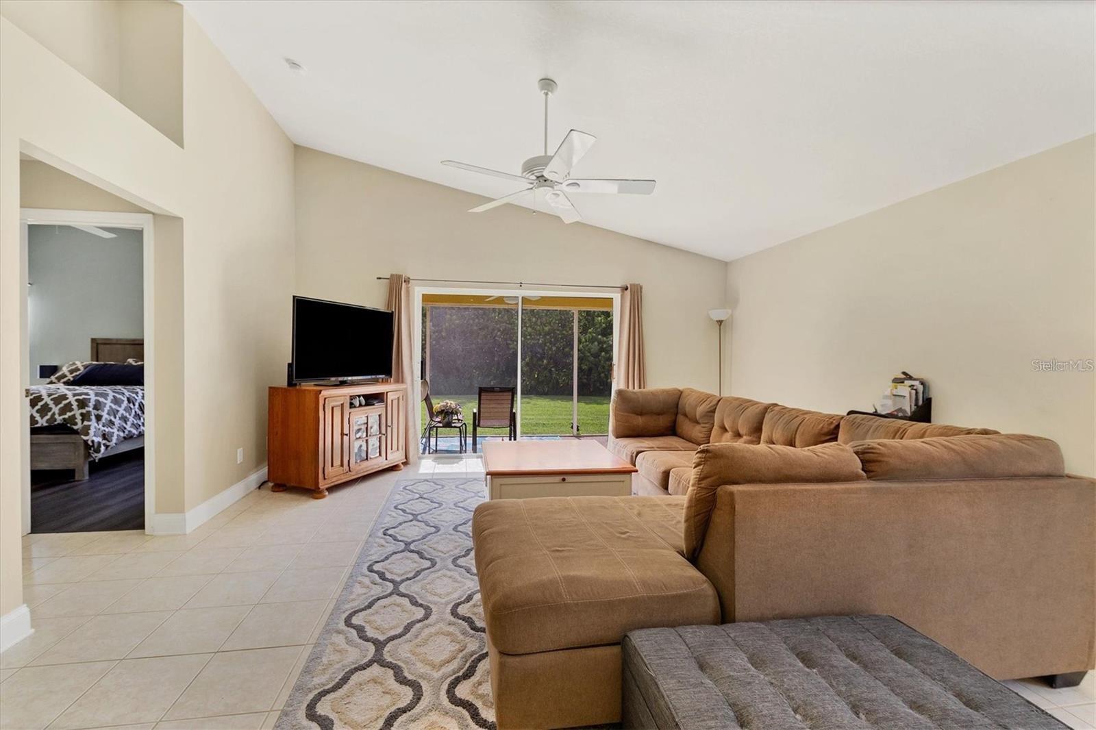 Image 15 of 40 For 4510 Sanibel Way