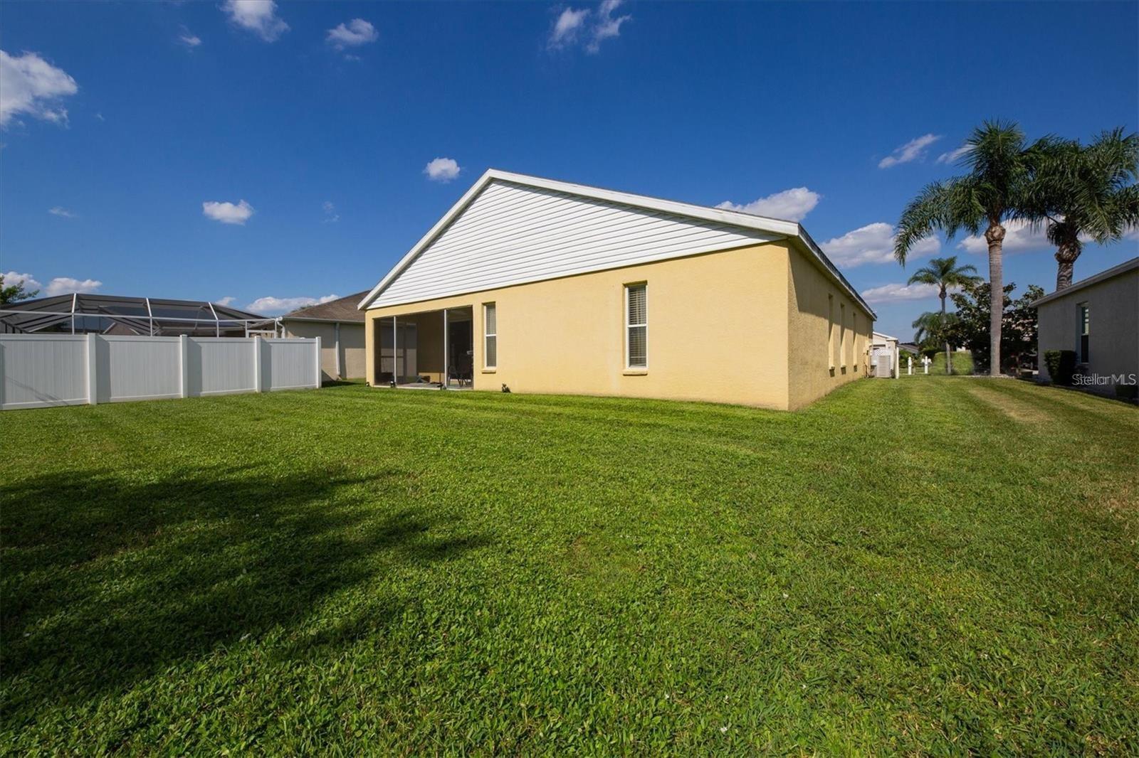 Image 26 of 40 For 4510 Sanibel Way