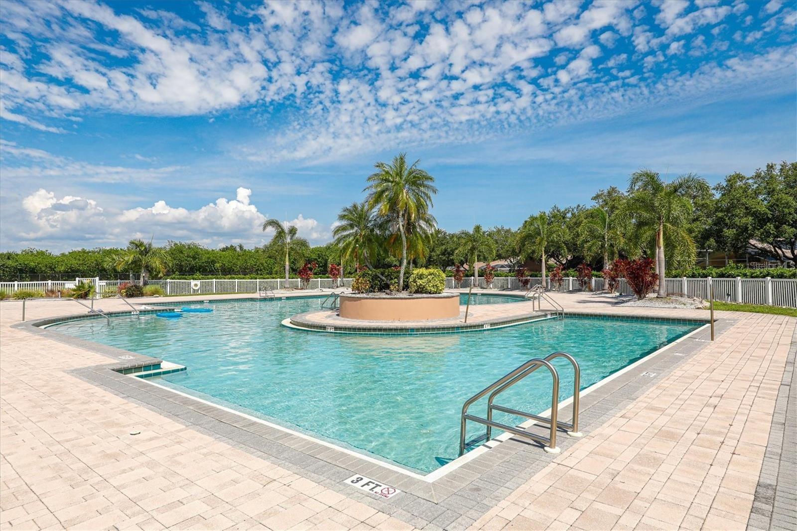 Image 34 of 40 For 4510 Sanibel Way