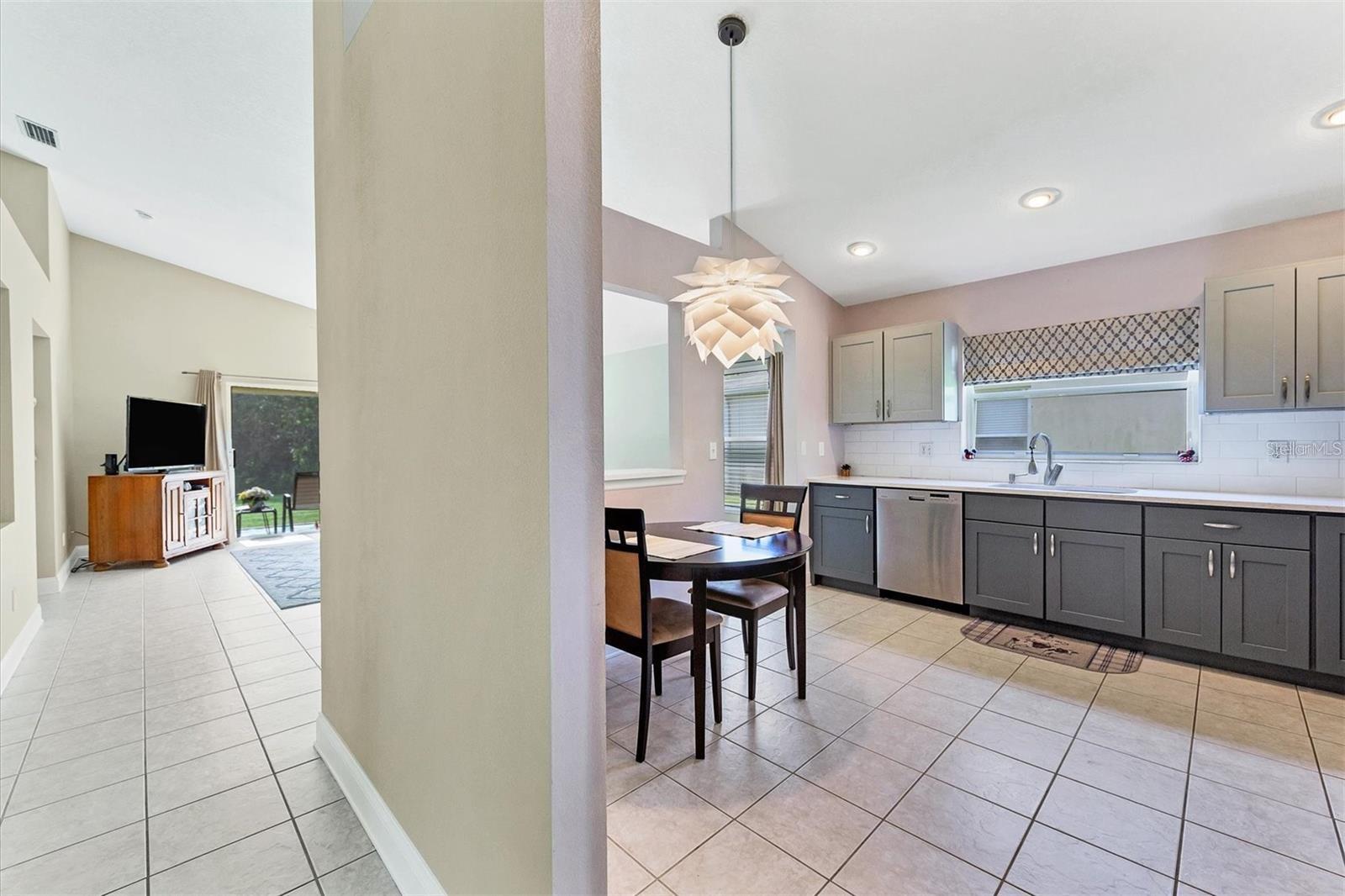Image 8 of 40 For 4510 Sanibel Way