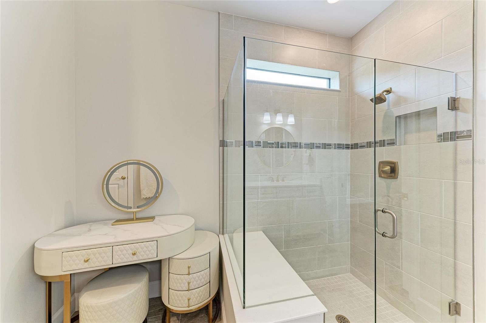 Image 18 of 70 For 18122 Harwich Place