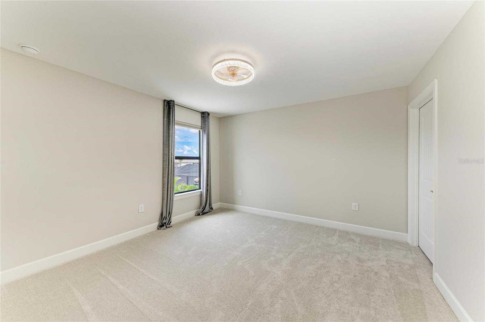 Image 42 of 70 For 18122 Harwich Place