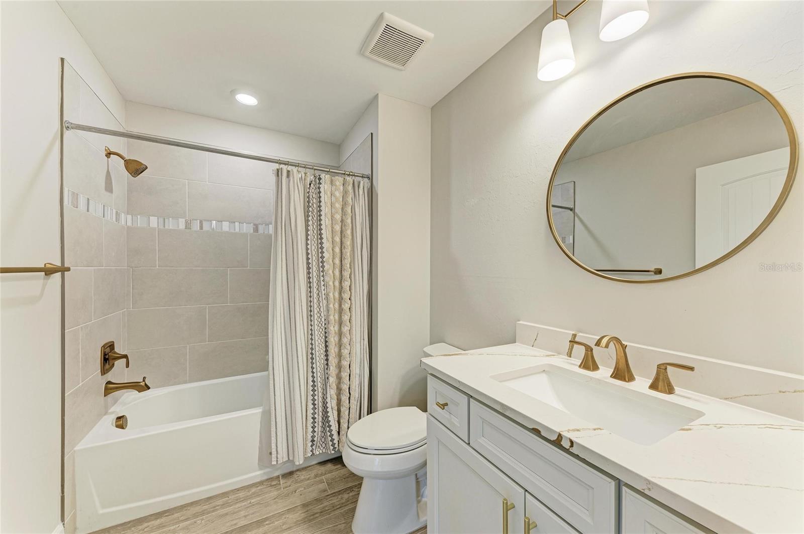 Image 47 of 70 For 18122 Harwich Place