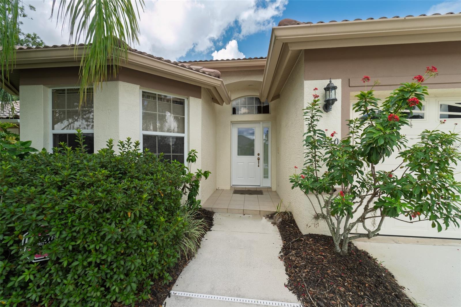 Image 3 of 33 For 10240 Silverado Circle