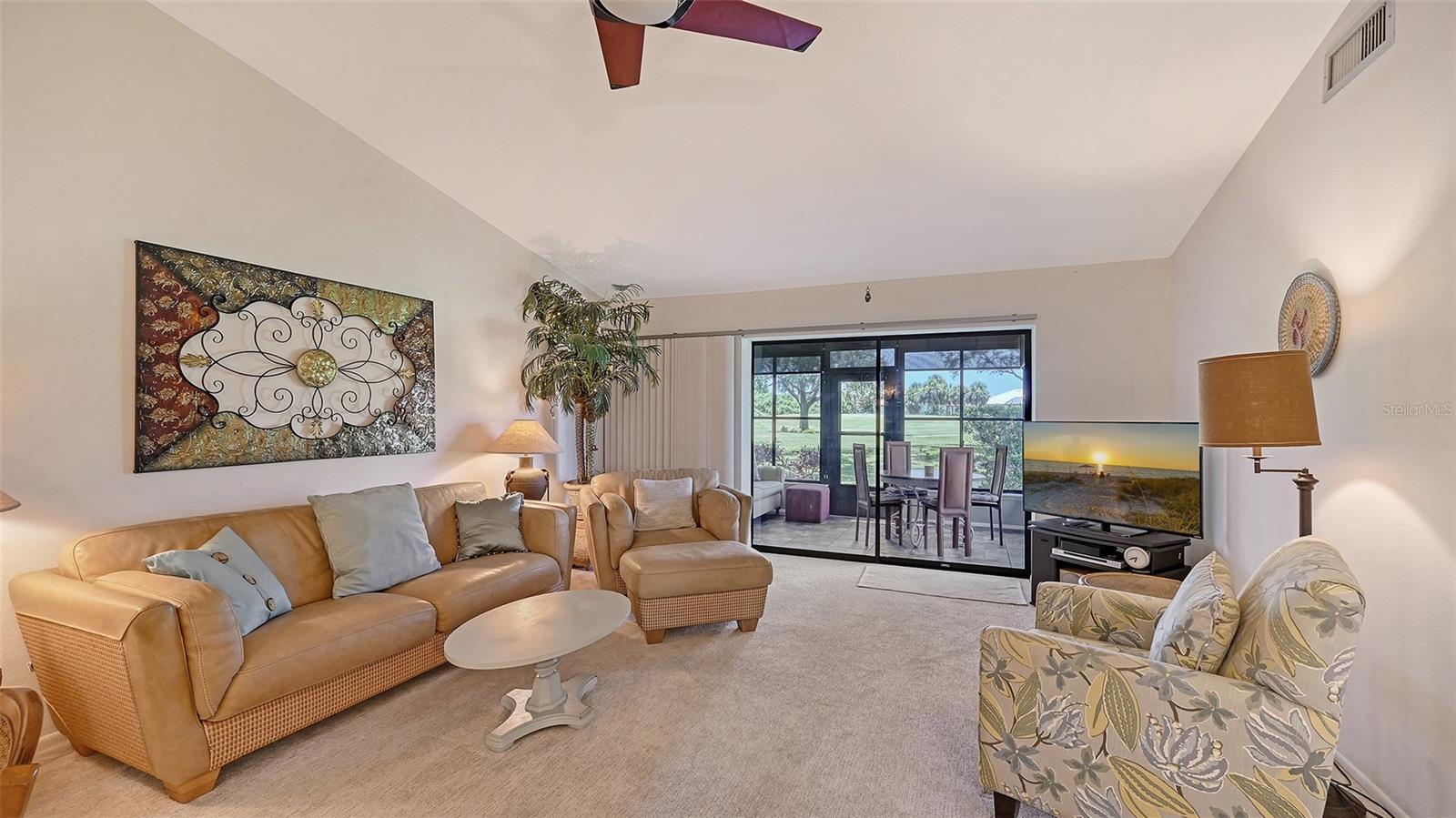 Image 13 of 35 For 1211 Capri Isles Boulevard 97